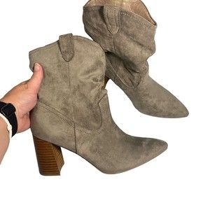 Miim Gray Suede Boots Size 9 New